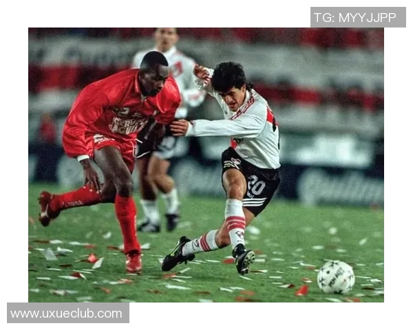 足球明星外号小毛驴的传奇故事与成长历程揭秘