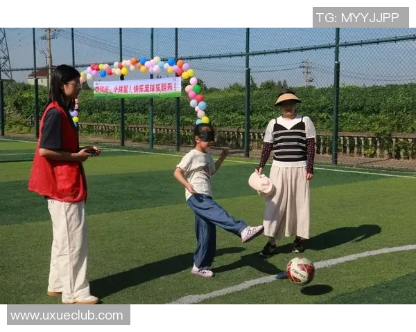足球巨星的家庭生活揭秘生育众多孩子的背后故事与挑战